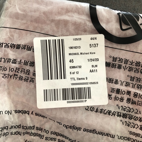 Michael Kors Greenwich Medium Studded Saffiano Leather Shoulder Bag Rose - Picture 16 of 16